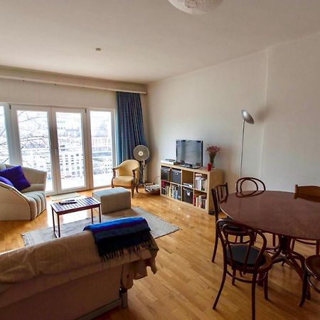 Luxury View Apartman Budapest Esterno foto
